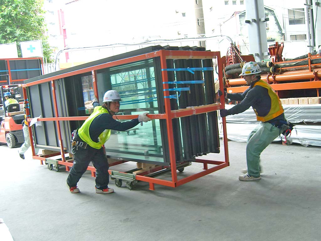 画像3:揚重センター